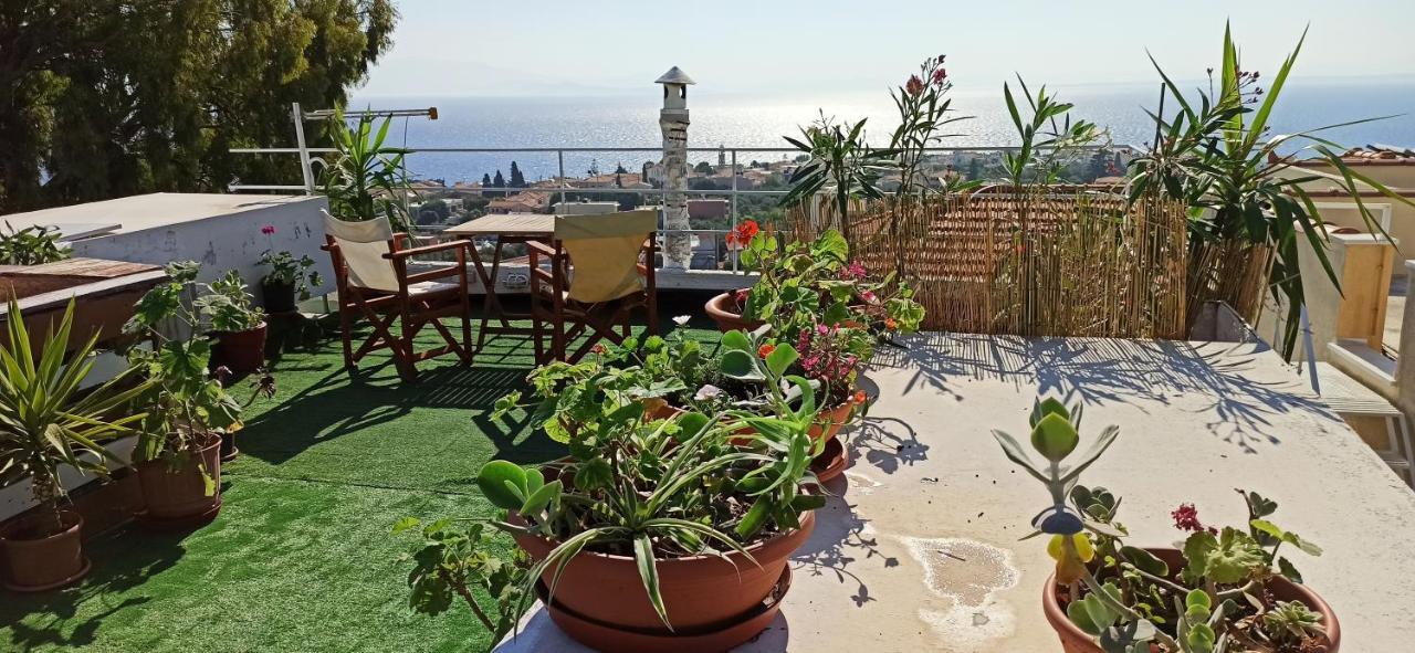 Maris Full Apartment With Roof Garden Access Quios Exterior foto